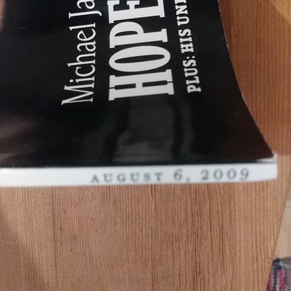 Rolling Stone Magazine Michael Jackson Issue - Picture 2 of 6